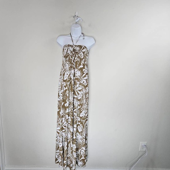 Tommy Bahama Maxi Dress Smocked Halter Hawaiian Floral Print Flowy Size SP - Picture 2 of 16